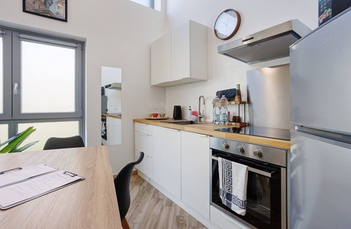 Barona Apartment | Design Apartment Navigli Milan – Fast Wi-Fi, AC, 24h Check-in, Short-Term Rental