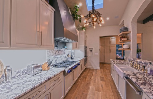 Beachwood Canyon Villa | Designer Estate with Pool under Hollywood Sign