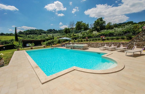 Orvieto House | Detached house with private pool and panoramic view on the city of Orvieto.