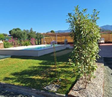 Ortonovo Apartment | DGD house
