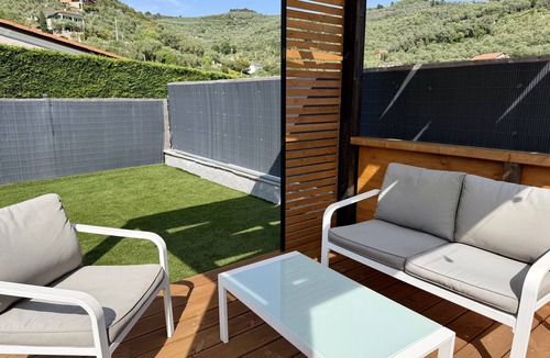 Costa dʼOneglia Apartment | Dimora degli Ulivi B