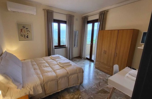 Montefalco Bed & Breakfast | Dimora del Falco - Panoramic villa in Umbria with suites & regional breakfast