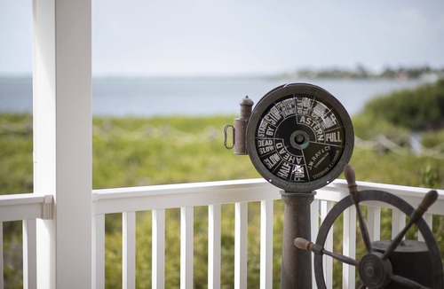 Cudjoe Key House | Direct Ocean View! 5 Bed/3 Bath with room for everyone. Large pool and Dock!