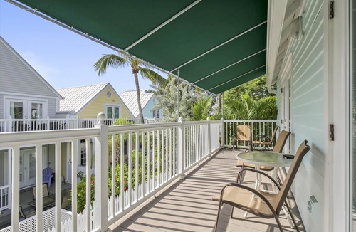 Truman Annex Condo | Discounted Rates! 2 Blocks to Duval St Pool | Shipyard Treasure by AvantStay