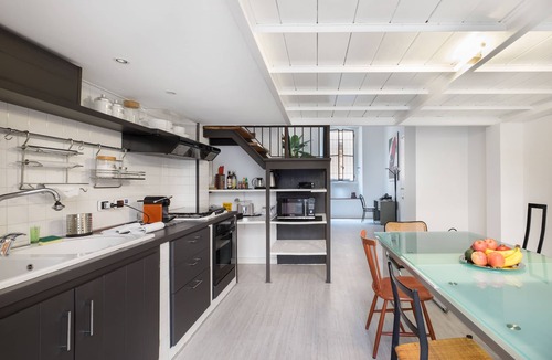 Chinatown House | DISTRICTED SAMPLE A Luxury Loft for Cool People