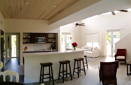 Key Largo Hotel | Dolphin Point Villas