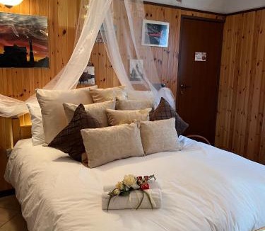 Alessandria Apartment | Dormi nella SPA privata con letto ad acqua, sauna, doccia emozionale e kneipp