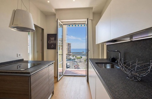 Recco Apartment | Double One Beach & City