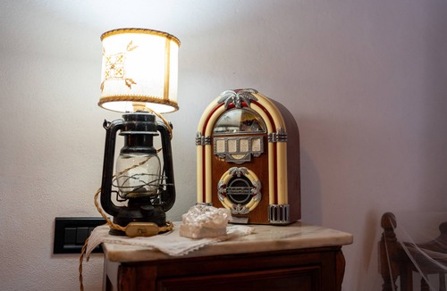 Anghiari Apartment | Double Rooms 'Beb 1416' with Shared Terrace, Shared Garden and Wi-Fi