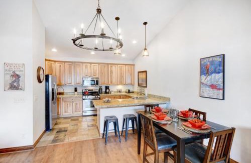 Winter Park House | Downtown WP Pond Villa 524 I Private Hot Tub I Great Views I Activity Program