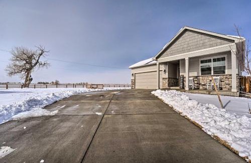 Windsor House | Dreamy Windsor Home with Grill ~ 3 Miles to Lake!