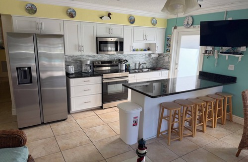 Marathon Villa | DUPLEX IN DUCK KEY, 2 Bedroom/2 Bath, W/Private 90' Dock, Trailer Storage