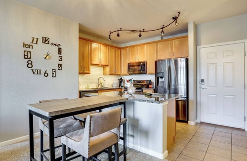 Cottonwood Condo | Easy E470 & 125 Access! Quiet Englewood Condo