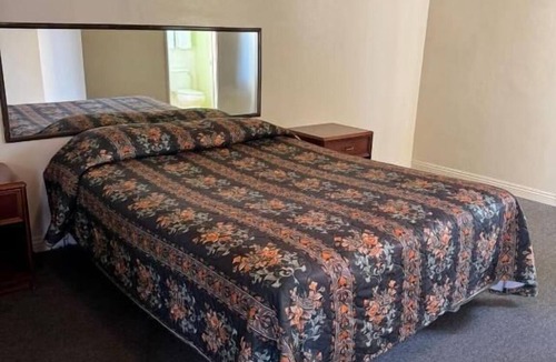 East Pasadena Hotel | El Rancho Motel - Pasadena