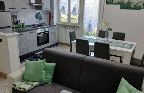 Zona XII Torre Spaccata Apartment | Elegant apartment surrounded by greenery 600 meters from metro C