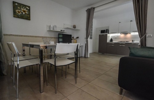Milano Marittima Apartment | Elegant apartment very close to the sea and the center