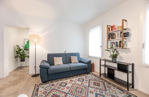 Historic Centre Apartment | Elegant City-Center Apartment in Villa - Private Parking