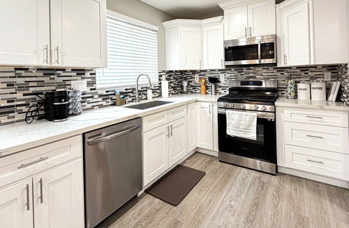 Southridge Village House | Elegant Modern Home near Mary Vagle - Honest Homes