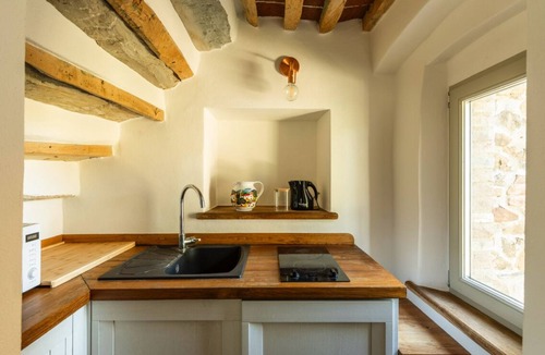 Suvereto Villa | Elegant residence located on a tuscan hill with swimming pool and a tennis court