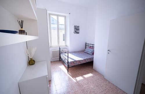 Pescara Apartment | Elegante appartamento vista mare con 4 camere, balconi e ascensore Centro Pescara
