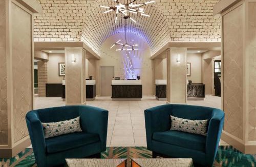 Arcadia Hotel | Embassy Suites by Hilton Arcadia-Pasadena Area