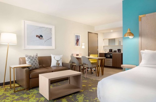 Goss - Grove Hotel | Embassy Suites by Hilton Boulder