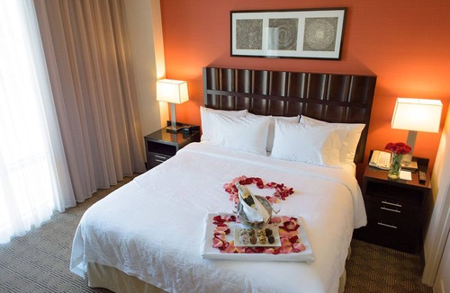 Guasti Hotel | Embassy Suites Ontario Airport