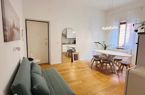 Pescara Apartment | Emilù Guest House In the center of Pescara 300 m. from the sea Entire apartment.