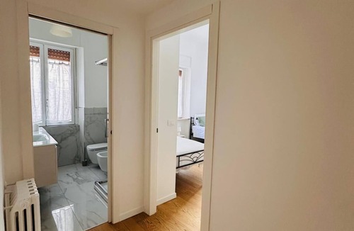Pescara Apartment | Emilù Guest House In the center of Pescara 300 m. from the sea Entire apartment.