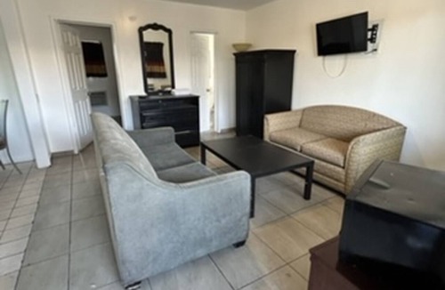 Inglewood Hotel | Encore Inn Inglewood