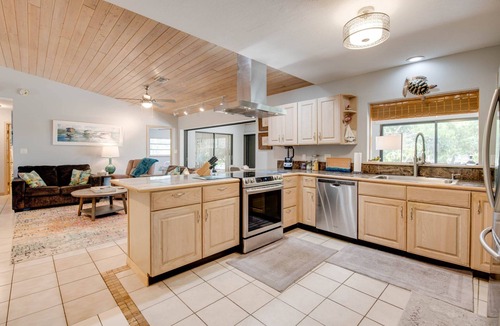 Cudjoe Gardens House | Endless Summer Retreat: Dog-Friendly 3BR Canal Front Oasis, Dockage & Easy Atlantic/Gulf Access