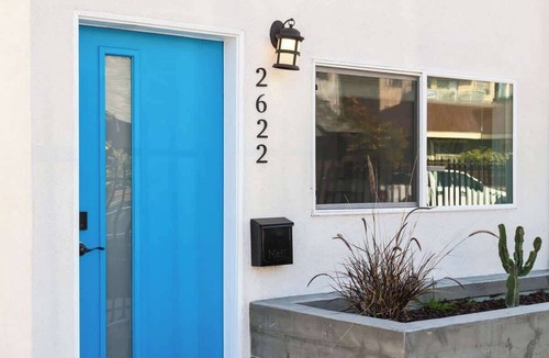 Westlake House | Enjoy Stylish 4BR Townhouse, Sleeps 9 with Wi-Fi