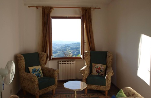 Monteguidi Apartment | Enjoy your Tuscan - the Tuscan hills