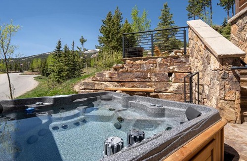 Timber Trail House | Epic Retreat