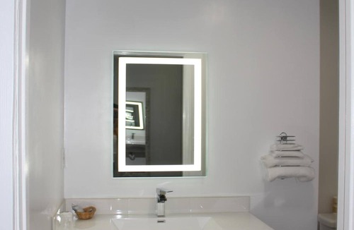 Downtown Los Angeles Hotel | ERTH INN by AGA Los Angeles