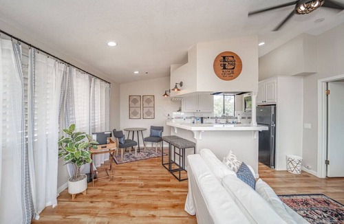Rainbow CDP House | Estrada Ranch Hideaway