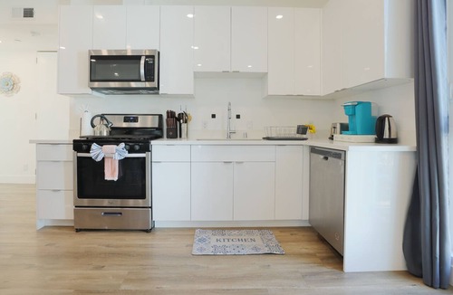 Harbor Gateway South Apartment | EV Charger Ready Grandeur Abode 4B2.5B
