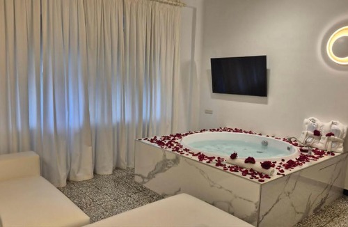 Sanremo Hotel | Eveline 2 - Piscina Privata o Jacuzzi