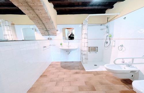 Poreta Other | EXCLUSIVE POOL-OPEN ALL YEAR/SPOLETO BIOFARM-SLEEPS 8/WALK TO SHOPS, BAR ETC ETC