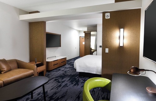 Rancho Cucamonga Hotel | Fairfield Inn & Suites by Marriott Ontario Rancho Cucamonga