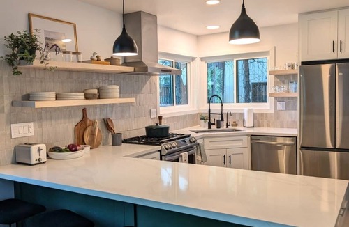 Crestline Cabin | Fam+Pet Friendly - Peaceful Cozy Chalet Near Town