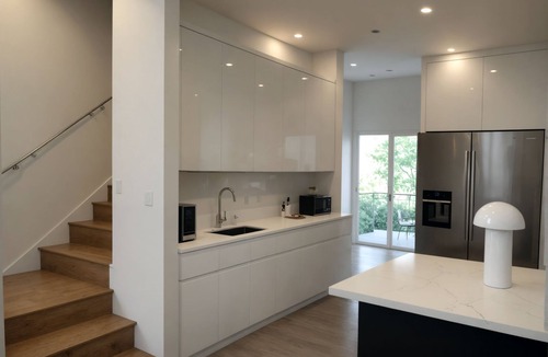 East Hollywood Apartment | Family-Friendly 4BR Gated Residence in Prime Hollywood with Free Parking