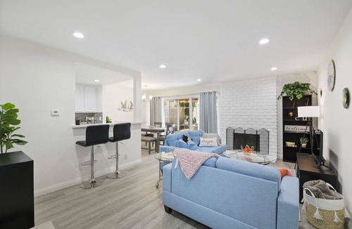 Northwest Anaheim House | Family friends vacation house close to Disneyland