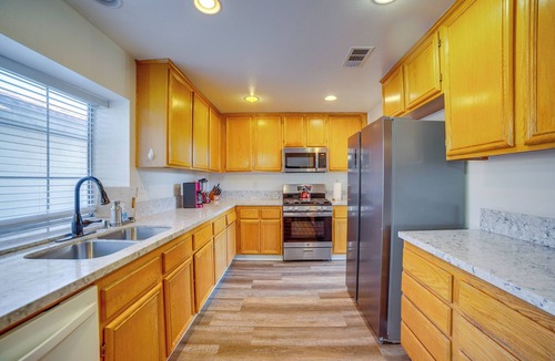 Rubidoux House | Family Home w/Hot Tub! 2 Mi to Dtwn Riverside