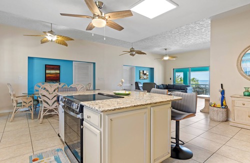 Cudjoe Key House | Family Retreat Ocean front pool