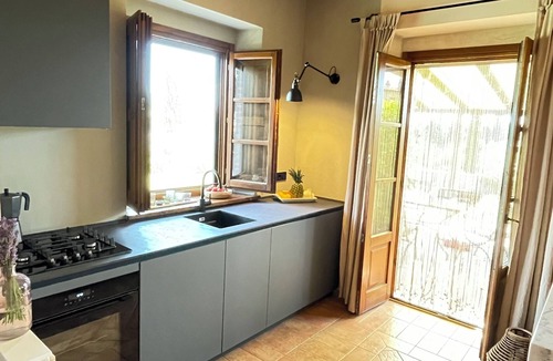 Volterra Condo | Fantastic apartment with terrace and pool overlooking Volterra