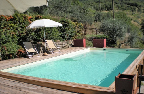 Cortona Apartment | Farmhouse in Cortona with pool
