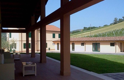 Montedinove Apartment | Farmhouse "Le Vigne di Clementina Fabi" - La Collina apartment at first floor
