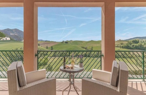 Montedinove Apartment | Farmhouse "Le Vigne di clementina Fabi" - Il vitigno apartment at ground floor