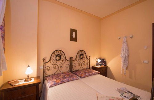 Popoltaio-Schiacciato House | Farmhouse Umbria-Tuscany with Pool